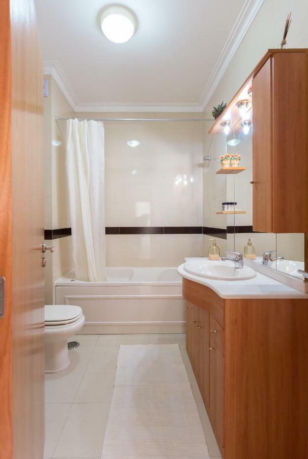 Apartamento Praia Сао Мартино до Порто Екстериор снимка